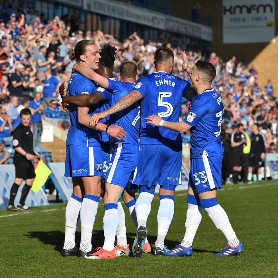 Gillingham FC Premgripp socks photo